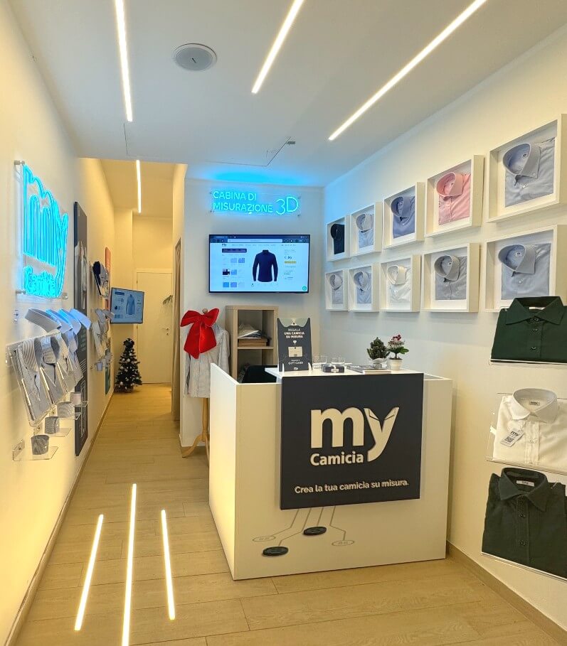 MyCamicia's shop in Rome with Body Scanner booth 